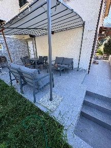 Foto Appartamento a Montignoso Capanne, Prato di 100 m² con 5 locali