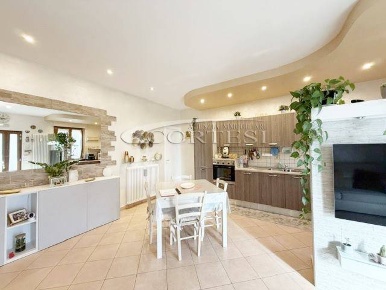 Foto Appartamento in via gorizia, San Giustino di 85 m² con 5 locali