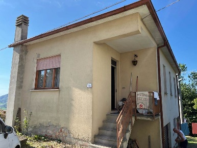 Foto Casa indipendente a Pellegrino Parmense Iggio di 92 m² con 4 locali