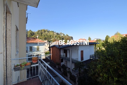 Foto Appartamento in Via Gian Giacomo Ponti, Arona Centro di 116 m²