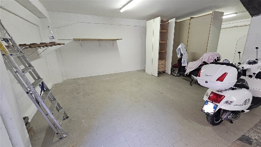 Foto Magazzino a Ancona Le Grazie di 113 m² in affitto