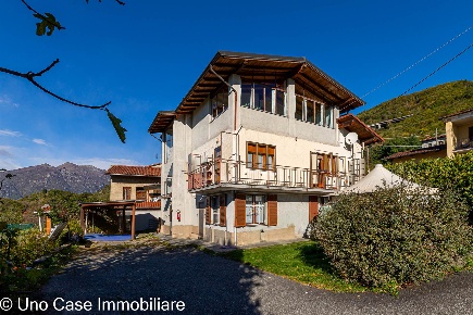Foto Casa indipendente in Via Ilmo Peronetto 7, Chiaverano Bienca Tomalino