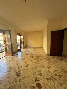 Foto Appartamento a Bagheria Centro di 94 m² con 4 locali in affitto