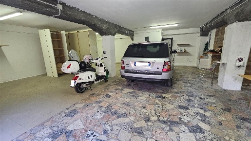 Foto Magazzino a Ancona Le Grazie di 113 m² in vendita