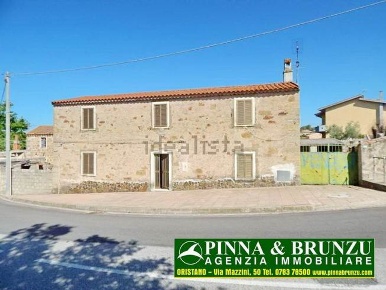 Foto Villa unifamiliare in via risorgimento 21, Mogorella di 90 m²