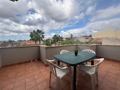 Foto Appartamento a Tremestieri Etneo Centro di 75 m² con 3 locali