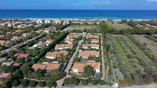 Foto Villa a schiera Campofelice di Roccella di 47 m² con 3 locali