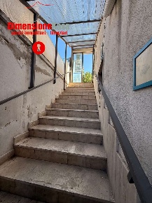 Foto Ufficio in Via Fonseca 45, Nola Centro di 115 m² con 2 locali