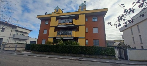 Foto Appartamento in via leopardi 4, Cesano Maderno di 91 m² con 3 locali