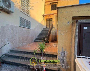 Foto Appartamento Napoli San Giovanni a Teduccio di 125 m² con 5 locali