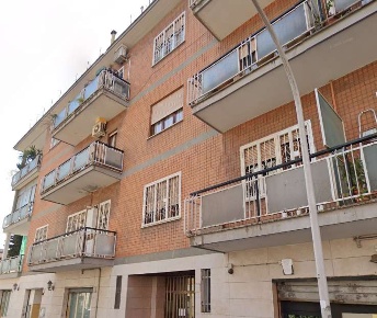 Foto Appartamento in Via Alessandro Brisse 20/C, Roma Portuense di 110 m²