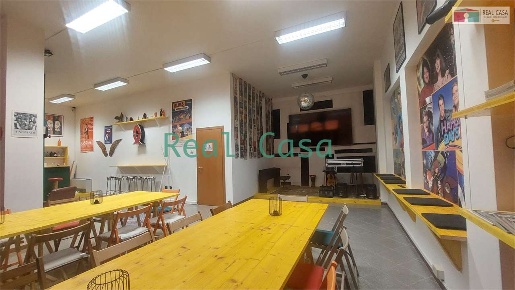 Foto Ufficio in Via Pienza, Modena Morane - Contrada di 80 m² con 1 locali