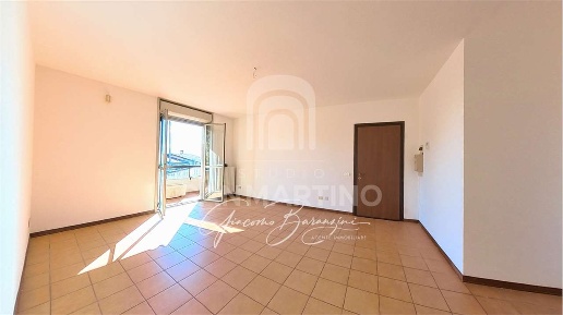 Foto Appartamento in VIA SACCONAGHI, Comerio di 106 m² con 3 locali