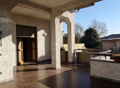 Foto Appartamento in Via Giovanni Prati 5, Limbiate Centro di 145 m²