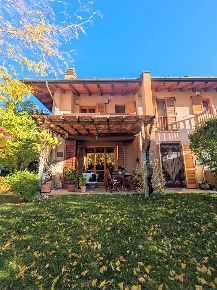 Foto Villa a schiera in ronchet di sotto, Quart Villair Amerique di 160 m²