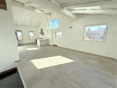 Foto Appartamento in Via Principi d'acaja  7, Pinerolo Centro Storico