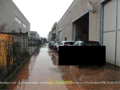 Foto Magazzino in Via Giacomo Leopardi 6, Robecco sul Naviglio Centro