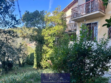 Foto Appartamento in Via Desiderio da Settignano, Firenze Settignano