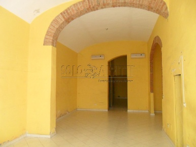 Foto Locale commerciale a Sesto Fiorentino Sesto Città di 130 m² in affitto