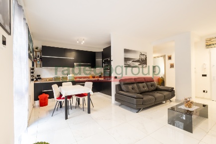 Foto Appartamento in Via Svezia, Livorno Scopaia di 82 m² con 4 locali