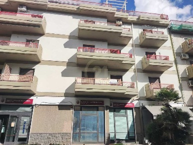 Foto Appartamento in Via delle Terme 4, Misterbianco Centro di 130 m²