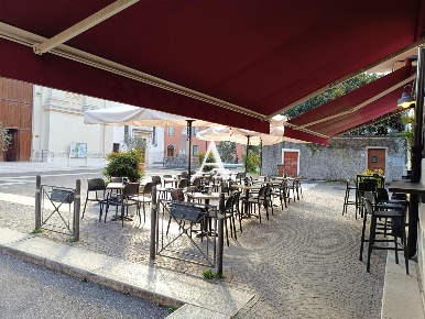 Foto Bar a Verona Stadio di 100 m² con 2 locali in vendita