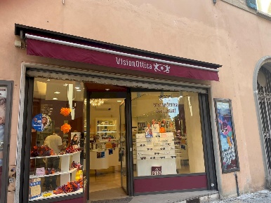 Foto Negozio in via Appia 6, Imola Centro Storico di 81 m² con 1 locali