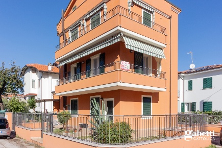 Foto Appartamento in Deledda, Cattolica di 68 m² con 2 locali in vendita