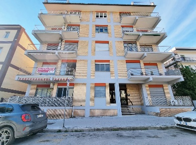 Foto Appartamento in Via Fratelli Correra 17, Caserta Ospedale di 75 m²