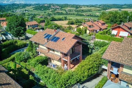 Foto Villa unifamiliare in Strada airali 35, Chieri Centro Storico