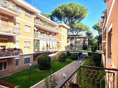 Foto Appartamento in Via pian di sco 23, Roma Nuovo Salario di 105 m²