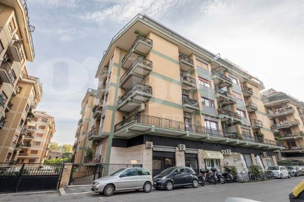 Foto Appartamento in Deruta, Roma Furio Camillo di 106 m² con 3 locali