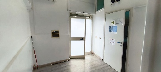 Foto Ufficio in Via Sardegna 7, Monterotondo Centro di 55 m² con 3 locali