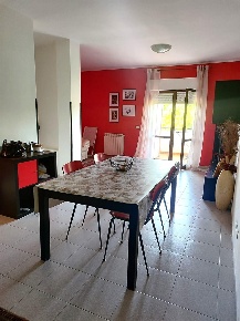 Foto Appartamento a Bracciano Centro di 96 m² con 4 locali in vendita