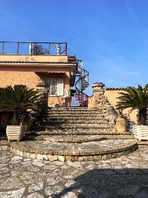 Foto Villa unifamiliare a Roma Osteria Nuova di 393 m² in vendita