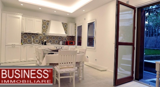 Foto Loft in Via Giorgio Pallavicino, Milano Pagano di 50 m² con 2 locali