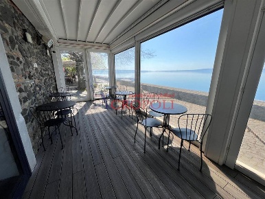 Foto Bar a Trevignano Romano Centro di 77 m² con 1 locali in vendita