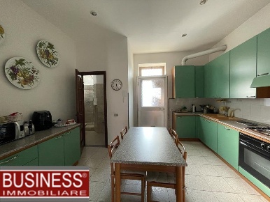 Foto Appartamento in Via Alessandro Tadino, Milano Buenos Aires di 75 m²