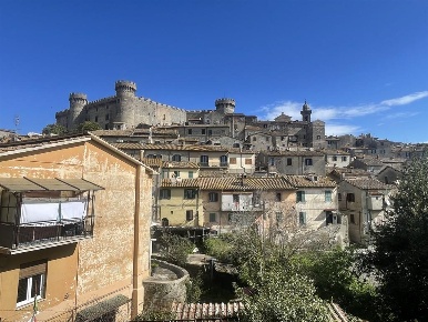 Foto Appartamento in Via Francesco Silla, Bracciano Centro di 110 m²
