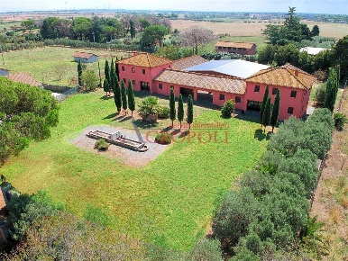 Foto Rustico a Roma Cesano di 560 m² in vendita
