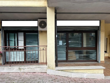 Foto Ufficio a Bracciano Centro di 50 m² con 1 locali in vendita