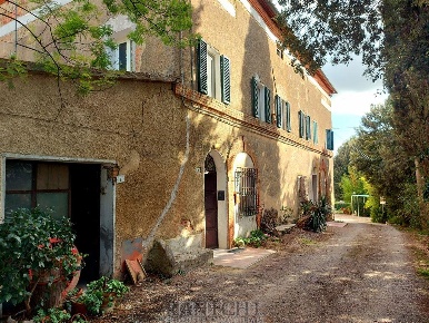 Foto Appartamento a Asciano di 169 m² con 6 locali in vendita