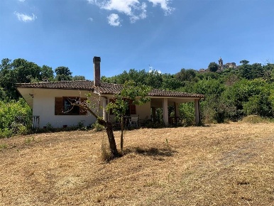 Foto Villa unifamiliare a Bracciano di 10019 m² in vendita