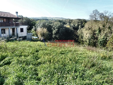 Foto Terreno edificabile a Anguillara Sabazia Centro di 1135 m² in vendita