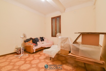 Foto Casa indipendente a Sassuolo Zona Industriale di 706 m² con 6 locali