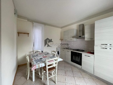 Foto Appartamento a Salò di 60 m² con 2 locali in affitto
