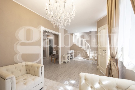 Foto Villa a schiera a Sinnai Centro di 115 m² con 4 locali in vendita