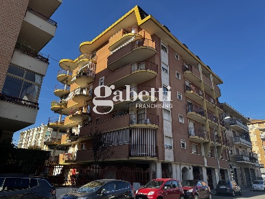 Foto Appartamento in Via BIONAZ 34, Torino Pozzo Strada di 80 m² in vendita