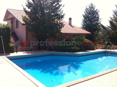 Foto Villa unifamiliare in Traversa Di Via  Delle Prate snc, Vicovaro