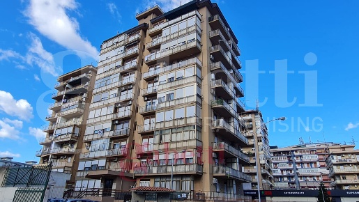 Foto Appartamento in Orsa Minore, Palermo Guadagna di 110 m² con 4 locali